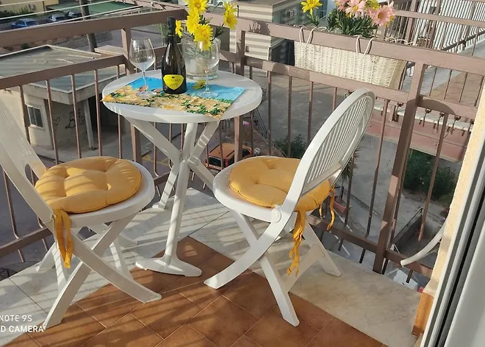 Queen's House Vicino Il Mare * Чефалу